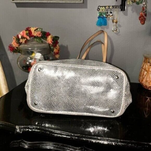 Michael Kors Snakeskin Silver Jet Set Satchel - Picture 2 of 8